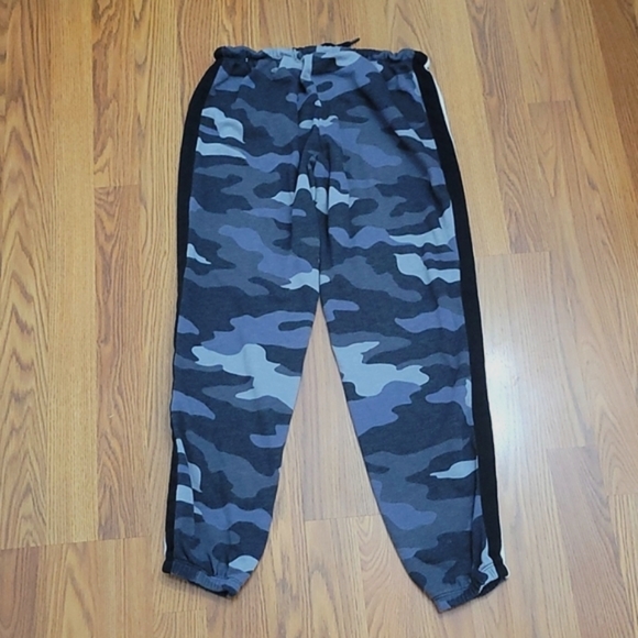 ❌❌❌SOLD❌❌❌Victoria's Secret PINK Sweatpants/ Small - Picture 4 of 9